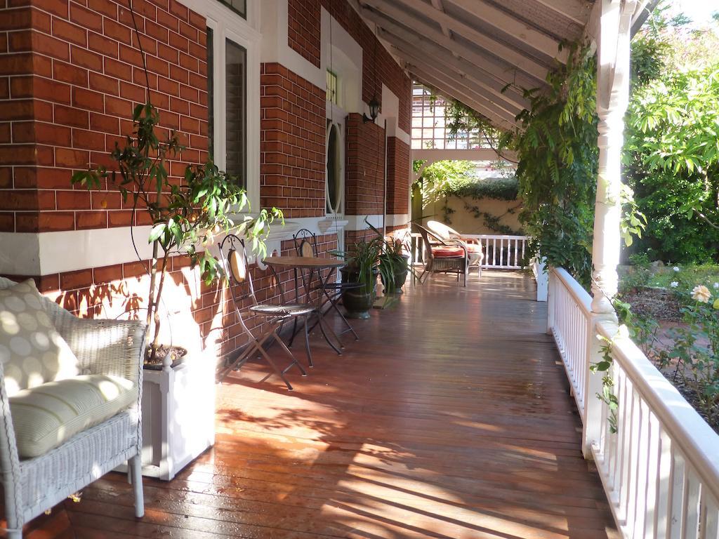 بيرث Lakeside Bed & Breakfast المظهر الخارجي الصورة